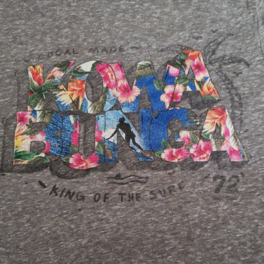 Shirt - Picture 2 of 3